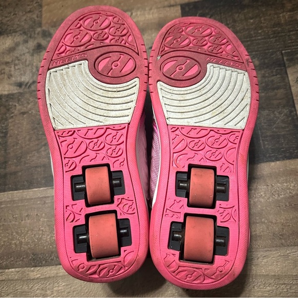 Heely’s Plus X2 Lighted Wheeled Shoes - Picture 6 of 9